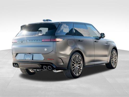 2025 Land Rover Range Rover Sport P635 SV Edition Two