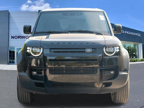 Santorini Black 2026 Land Rover Defender P300 S