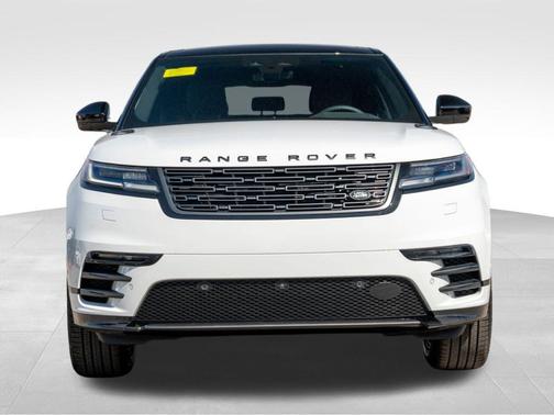 2026 Land Rover Range Rover Velar Dynamic SE
