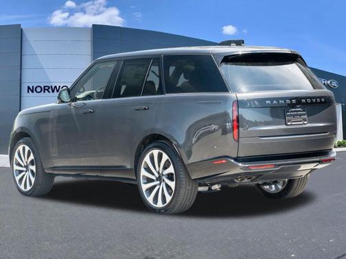 Carpathian Grey 2026 Land Rover Range Rover P530 SE