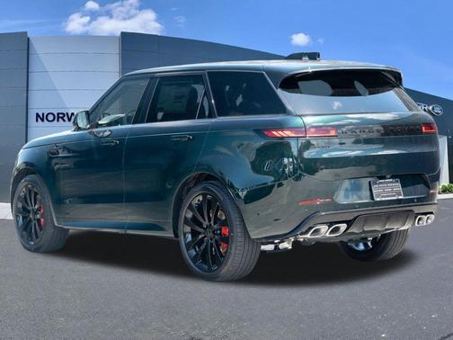 British Racing Green 2026 Land Rover Range Rover Sport P530 Dynamic SE