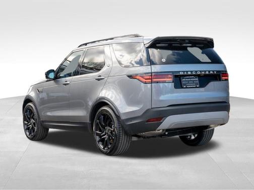 2025 Land Rover Discovery P300 S