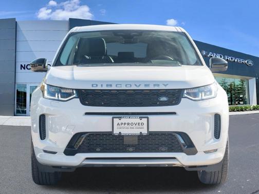 Fuji White 2025 Land Rover Discovery Sport S