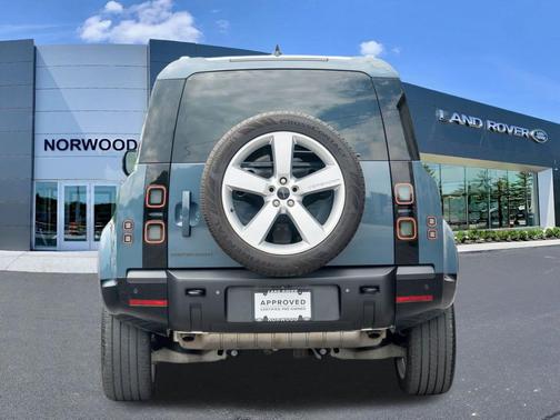 Tasman Blue 2026 Land Rover Defender 110 X-Dynamic SE