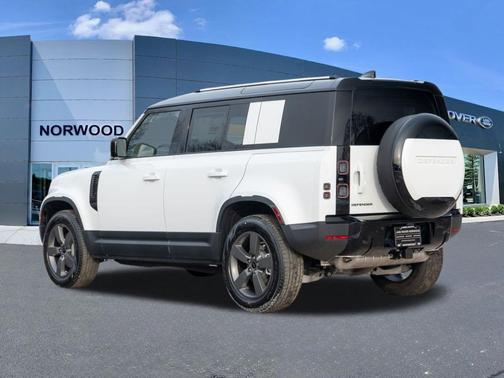 2026 Land Rover Defender 110 S