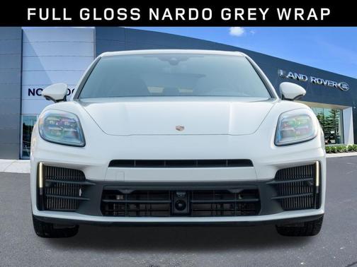 2024 Porsche Panamera 4