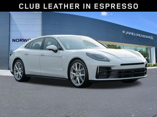 2024 Porsche Panamera 4