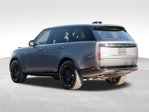 2026 Land Rover Range Rover SE