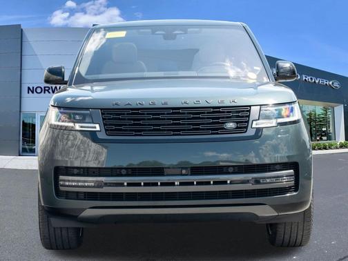 Belgravia Green 2023 Land Rover Range Rover P530 SE