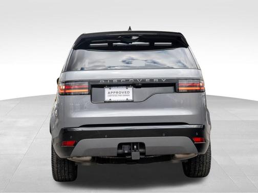 2025 Land Rover Discovery P300 Dynamic SE