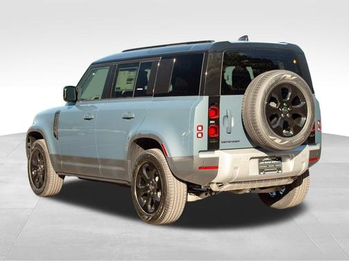 2025 Land Rover Defender P300