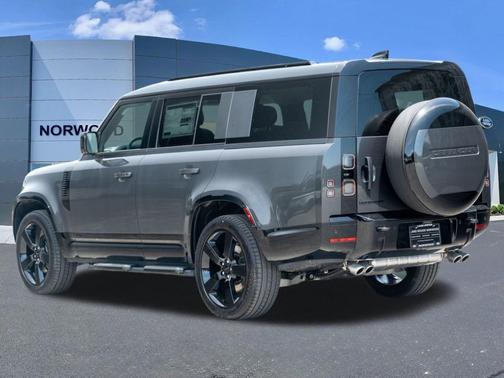 Carpathian Grey 2026 Land Rover Defender P500 V8