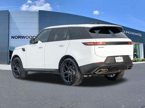 2024 Land Rover Range Rover Sport SE