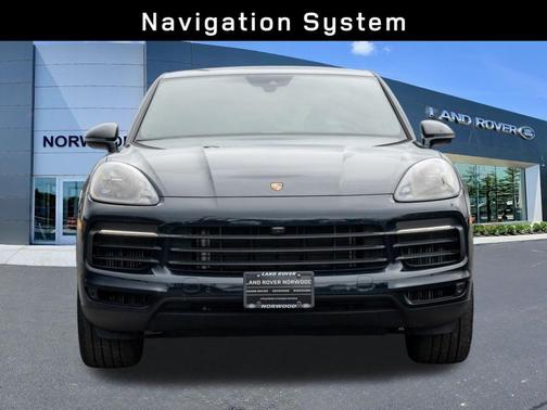 2023 Porsche Cayenne Platinum Edition