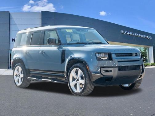 2026 Land Rover Defender 110 X-Dynamic SE