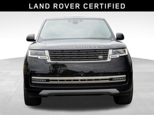 2025 Land Rover Range Rover P550e SE