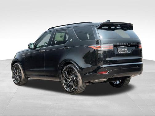2025 Land Rover Discovery P300 Dynamic SE