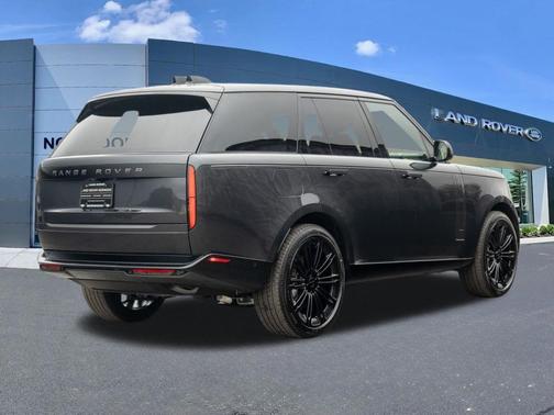 2026 Land Rover Range Rover P400 SE