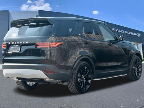Santorini Black 2026 Land Rover Discovery S