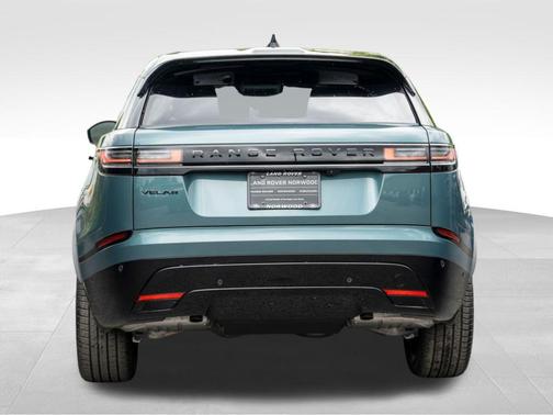2026 Land Rover Range Rover Velar P400 Dynamic SE