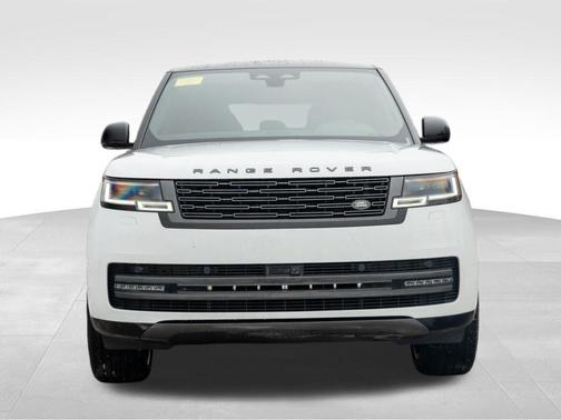 2026 Land Rover Range Rover SE