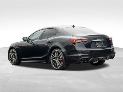 2021 Maserati Ghibli Trofeo