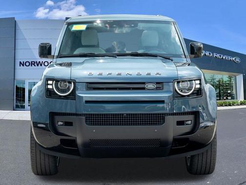 Tasman Blue Metallic 2026 Land Rover Defender P400 X-Dynamic SE