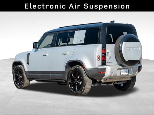 2024 Land Rover Defender P300