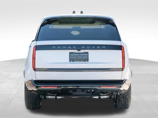 2025 Land Rover Range Rover P530 SE