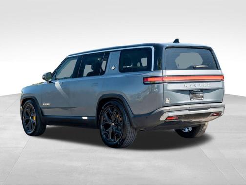2023 Rivian R1S Launch Edition