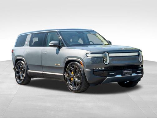 2023 Rivian R1S Launch Edition