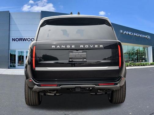 2026 Land Rover Range Rover P530 Autobiography