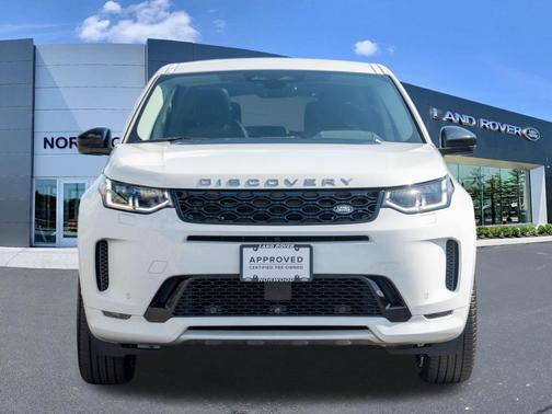 Fuji White 2025 Land Rover Discovery Sport S