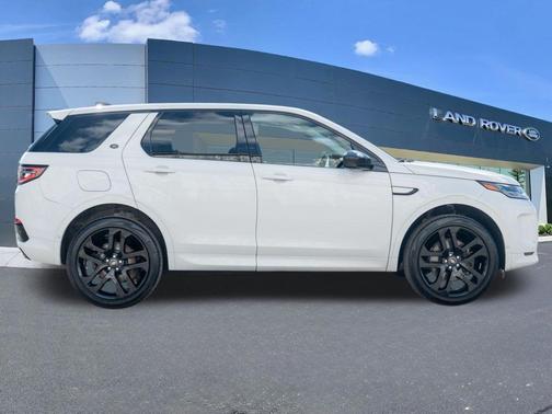 Fuji White 2025 Land Rover Discovery Sport S