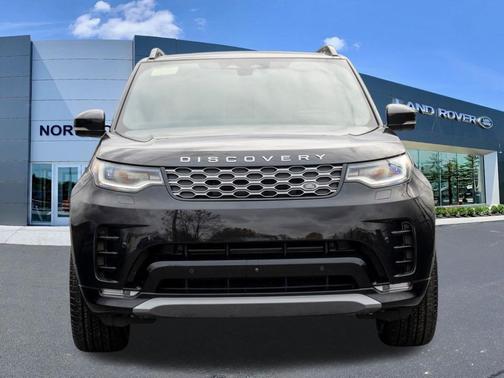 2026 Land Rover Discovery 