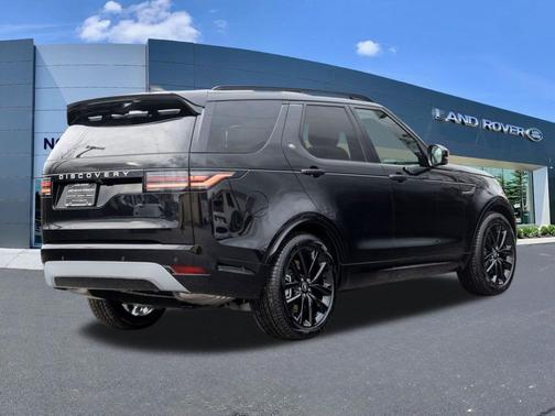 2026 Land Rover Discovery 
