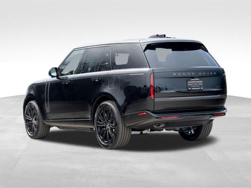 2025 Land Rover Range Rover P550e SE