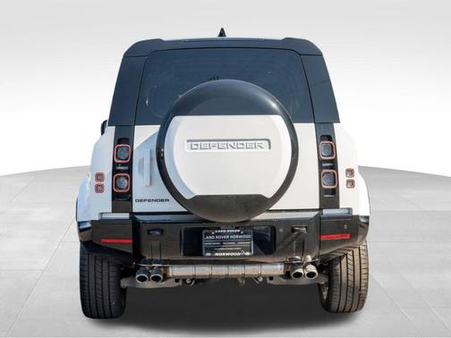 2025 Land Rover Defender P525 V8
