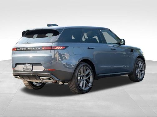2025 Land Rover Range Rover Sport P360 SE