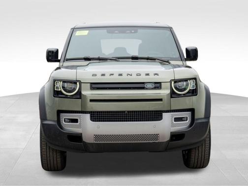 2025 Land Rover Defender P300