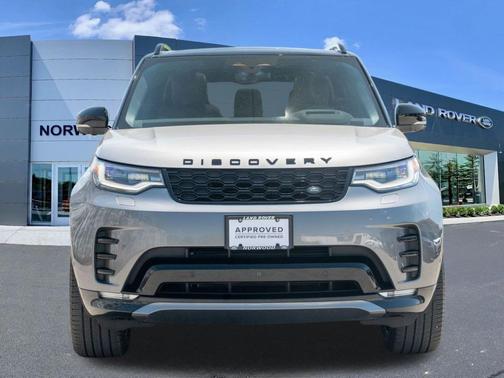Eiger Grey 2025 Land Rover Discovery P300 Dynamic SE