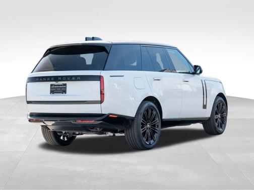 2025 Land Rover Range Rover P530 SE
