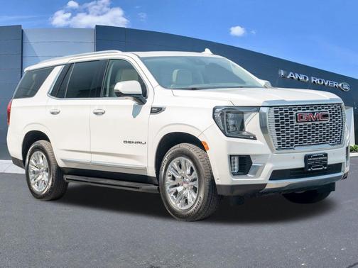 White Frost Tri-Coat 2024 GMC Yukon Denali