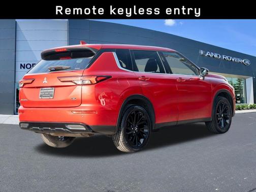 2023 Mitsubishi Outlander SE Black Edition