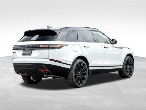2026 Land Rover Range Rover Velar P400 Dynamic SE