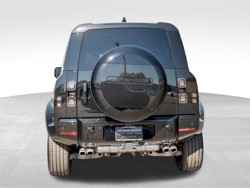2026 Land Rover Defender