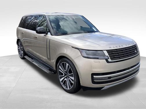 2025 Land Rover Range Rover P530 SE 7 Seat