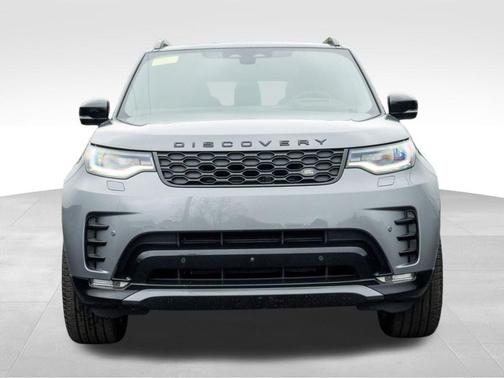 2025 Land Rover Discovery P300 Dynamic SE