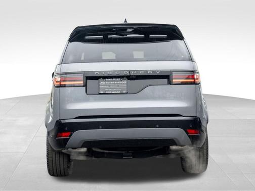 2025 Land Rover Discovery P300 Dynamic SE