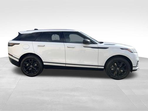 2026 Land Rover Range Rover Velar Dynamic SE